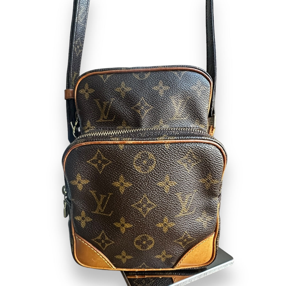 Louis Vuitton Vintage 2001 Amazon Crossbody Embee Studio Louis Vuitton Vintage 2001 Amazon Crossbody Embee Studio