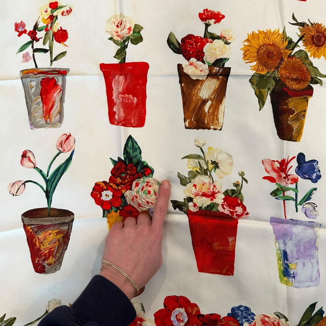 Gucci Vintage Flower Pot 100% Silk Scarf