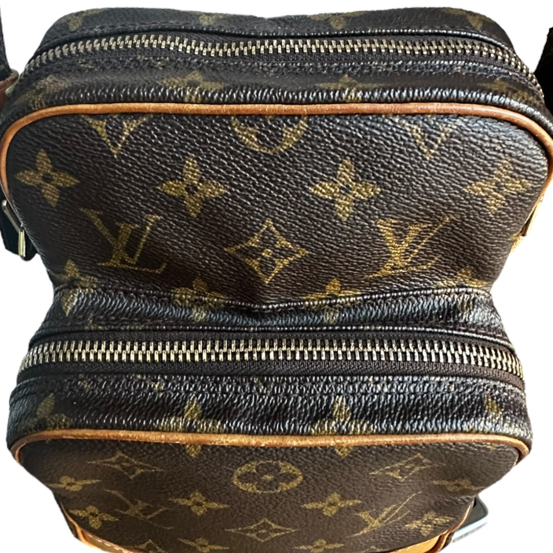 Louis Vuitton Vintage 2001 Amazon Crossbody